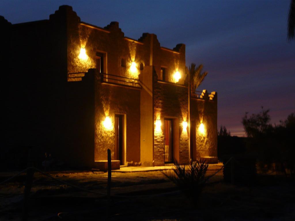 Tifina Caravanserail D'Arfoud Buitenkant foto